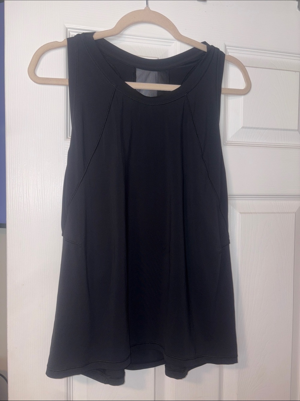 Black Sleeveless Women’s Athletic Tank Top